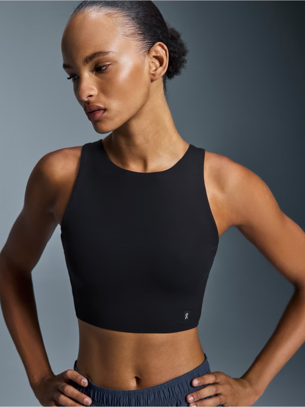 On Running Core 2-in-1 Crop Black High-Neck Crop Sports Bra Tank - Size Medium